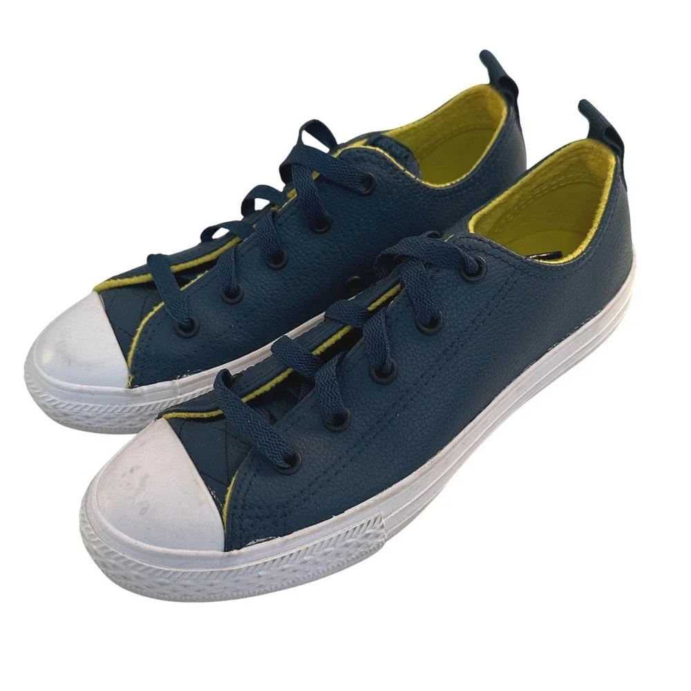 Converse Kid's Navy Blue Leather Low Top All Star Sneakers Size 3